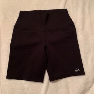 Alo Yoga High-waist Biker Shorts